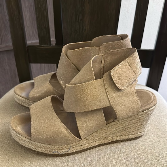 Eileen Fisher Women’s Strappy Gladiator Espadrille Wedge Sandals Cream Size 8.5 - Picture 1 of 12